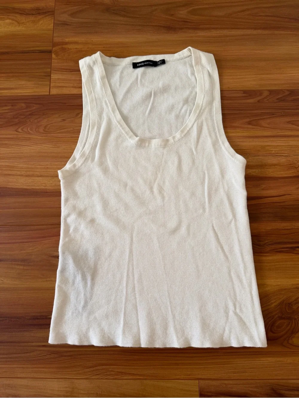 Mango Cream Ribbed Scoop Tank - Picture 1 of 3
